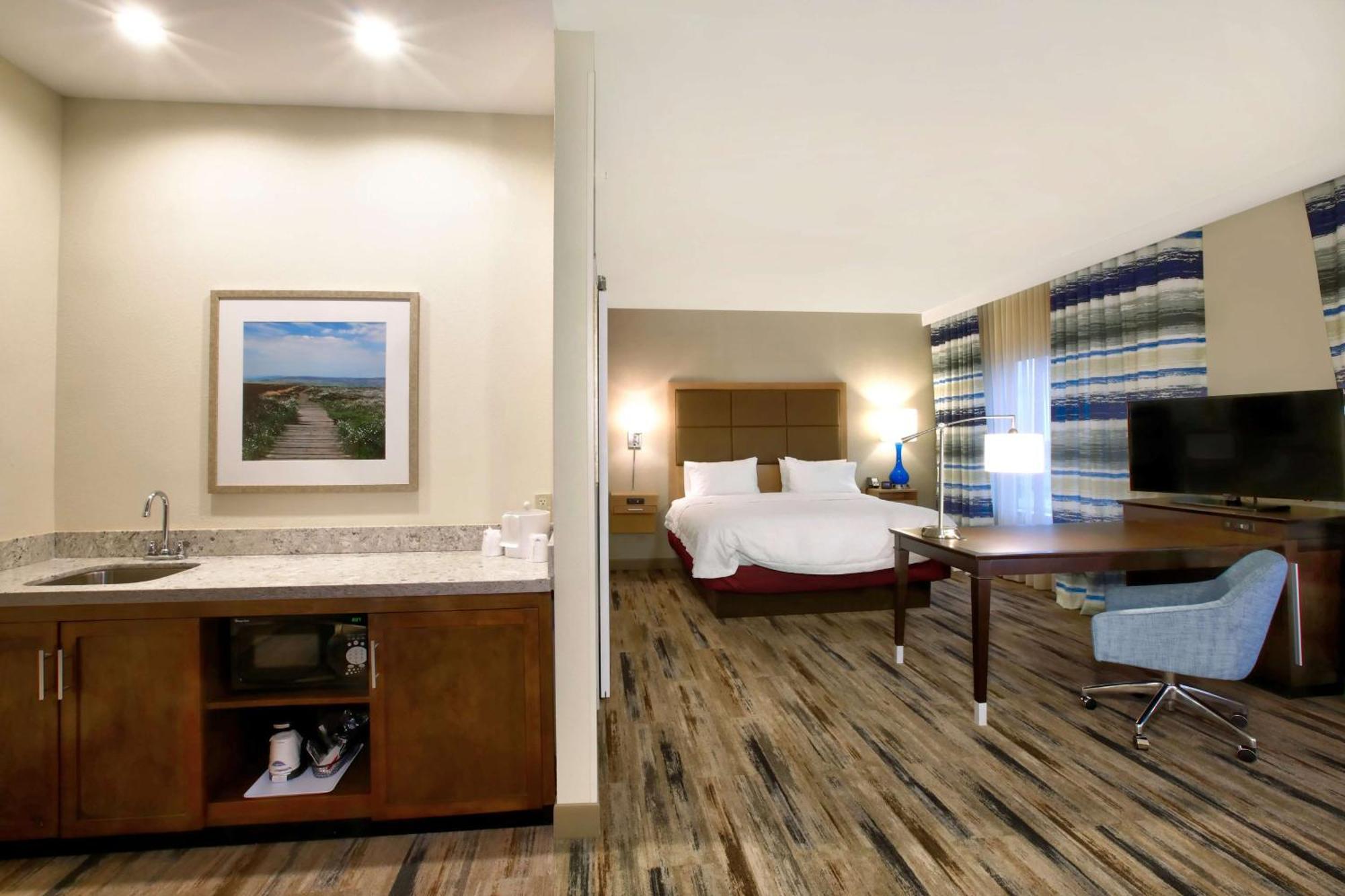 Hampton Inn & Suites By Hilton Baltimore/Aberdeen, Md Exterior photo