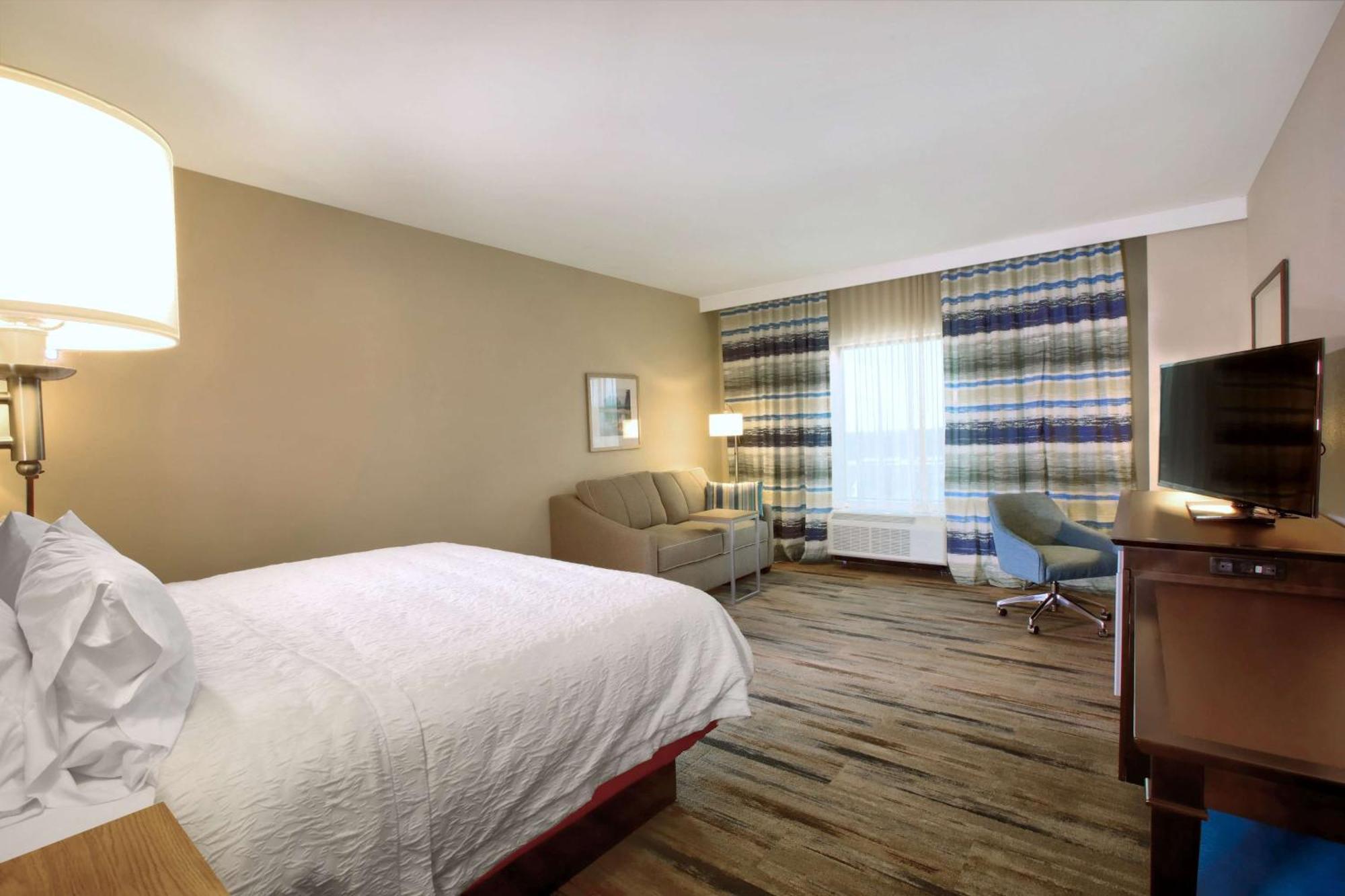 Hampton Inn & Suites By Hilton Baltimore/Aberdeen, Md Exterior photo
